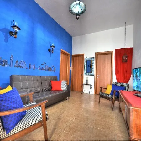 Szálloda Modern San Ġiljan